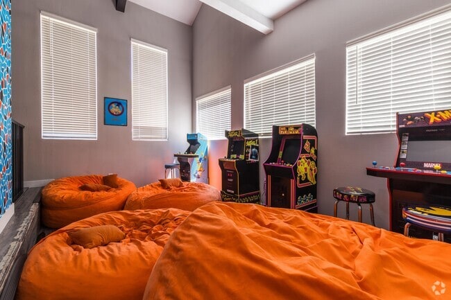 Intrigue Apartments, Las Vegas, NV 89108 - photo 4