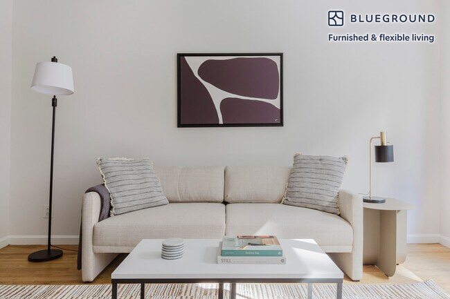 120 W 21st St unit FL2-ID1631, New York, NY 10011 - photo 2