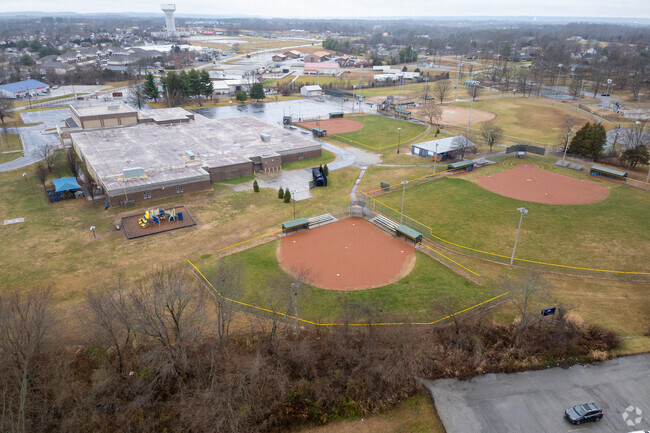 The student population of Mt. Washington Elementary is 570 and the school serves PK-5.