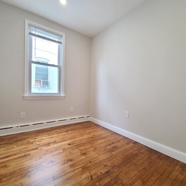 6115 Monitor Place unit 2nd Floor, West New York, NJ 07093 - photo 5