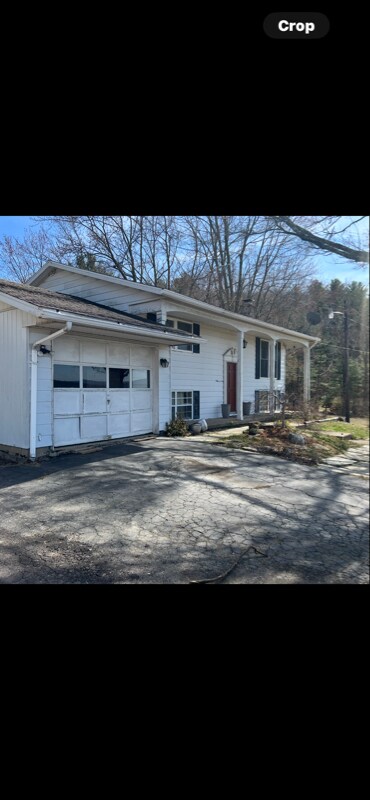 640 Fairview Rd, Dalton, PA 18414