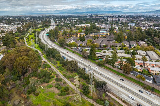 Freeways run along Cuernavaca allowing easy access to other parts of Mountain View and beyond.