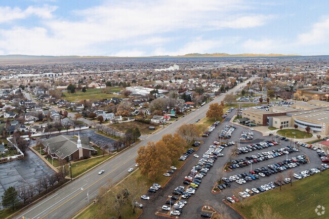 West Kaysville has schools and churches in close proximity to the neighborhood.