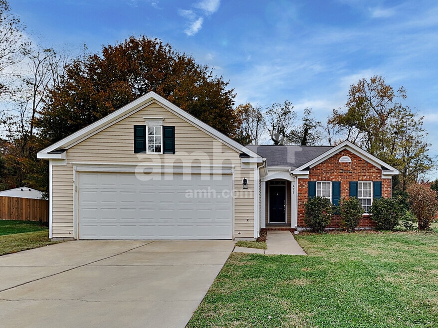 424 Meredith Way, Winston-Salem, NC 27107 - photo 1