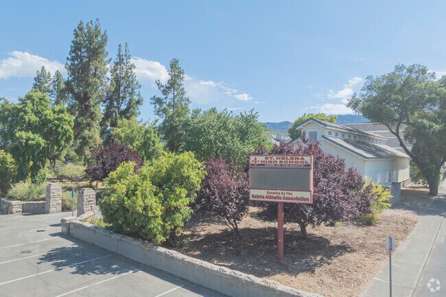 St. Helena High School is the top choice for parents and students of Deer Park.