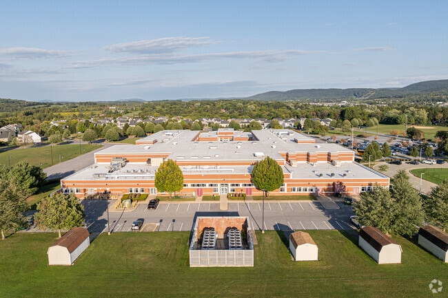 75% of Mount Nittany Middle School students are proficient in reading.