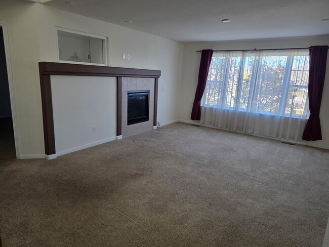 7514 S Quatar Way, Aurora, CO 80016 - photo 3