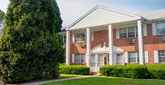 1410 Johnston Dr, Bethlehem, PA 18017