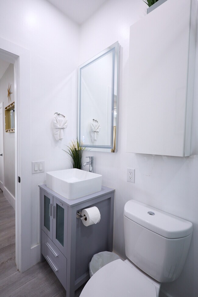 730 8th St unit 2, Miami Beach, FL 33139 - photo 7