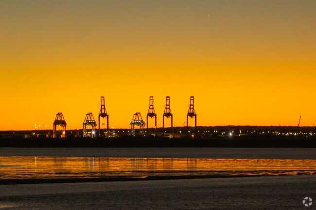 Silverhill is close to many employers such as the oil and aerospace industries.