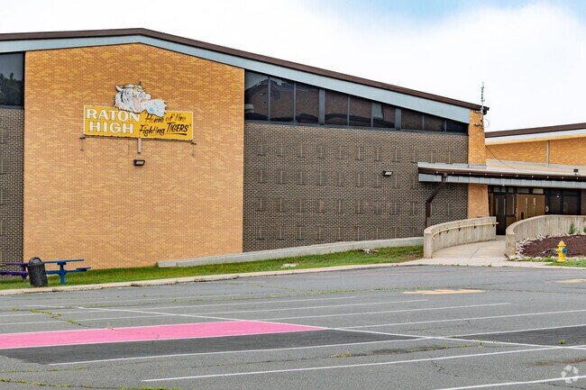Raton High School is home of the Fighting Tigers.
