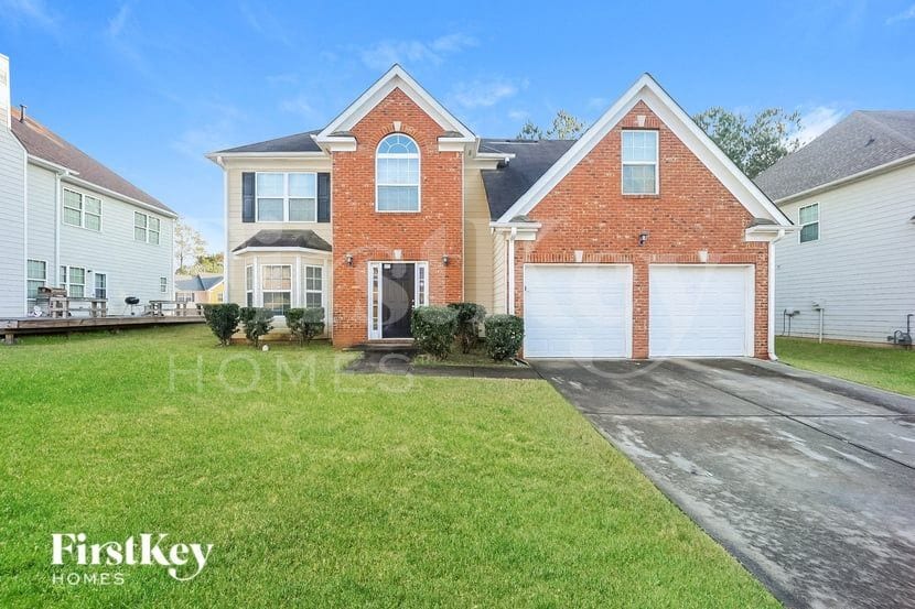 5190 Upper Elm St, Atlanta, GA 30349 - photo 1