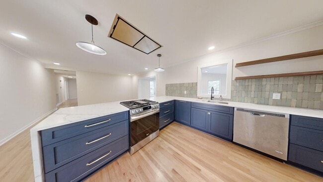 719 Mckinley Ave, Auburn, AL 36830 - photo 2