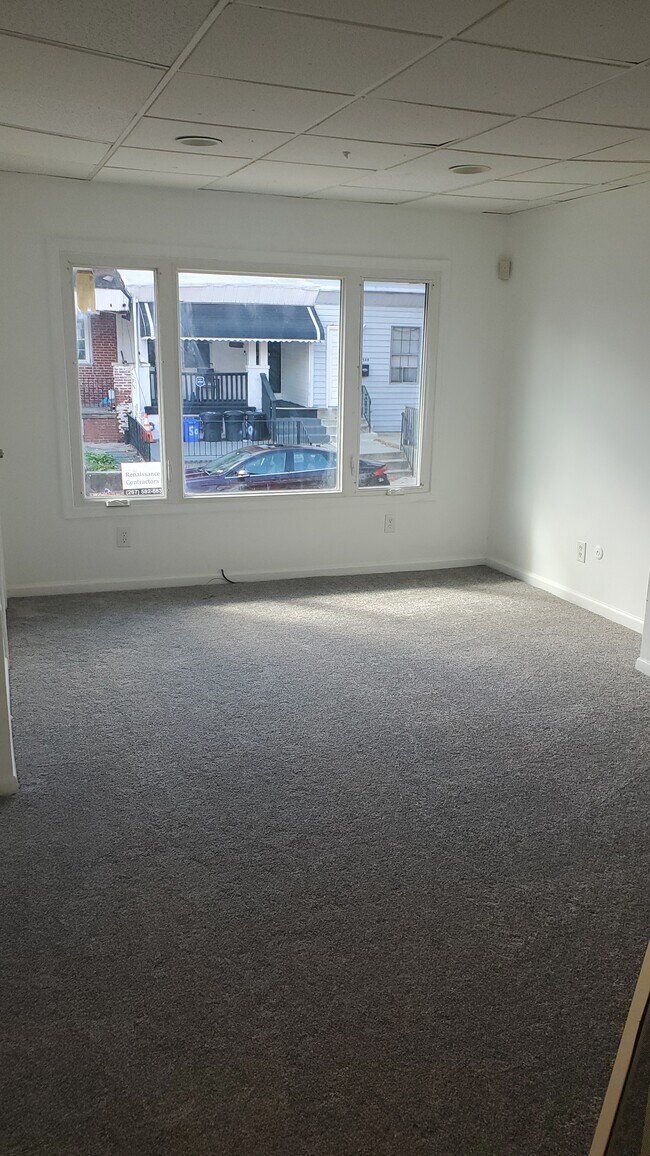 2553 Bonaffon St unit Apartment 1, Philadelphia, PA 19142 - photo 5