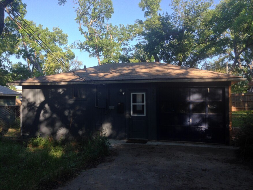 3907 Willbert Rd unit B, Austin, TX 78751 - photo 1