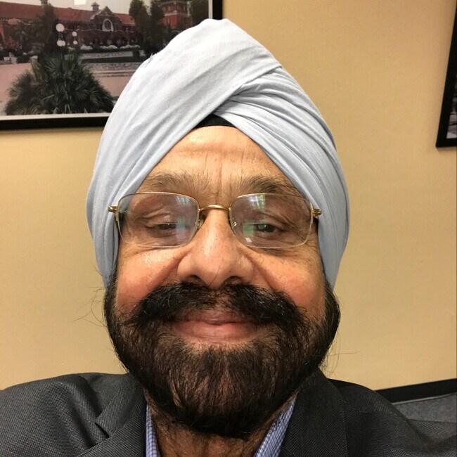 Agent Photo