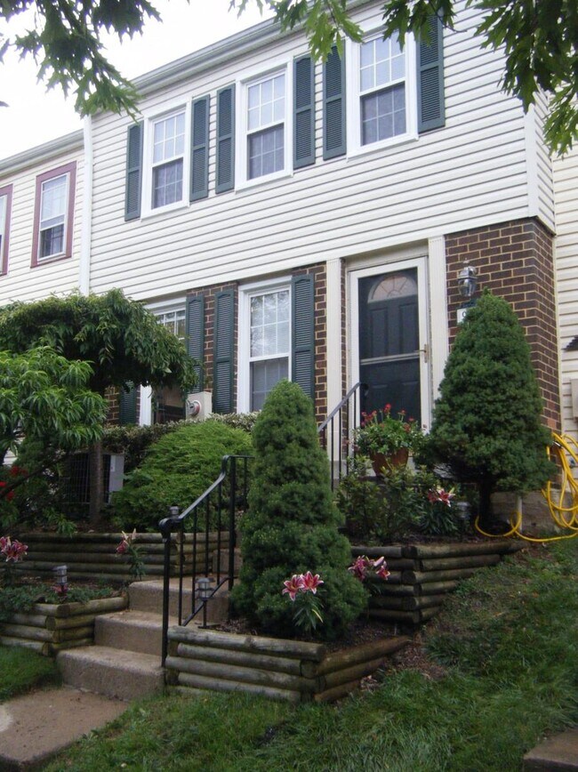 9164 Broken Oak Place, Burke, VA 22015