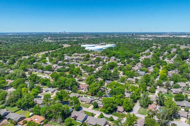 Homes on the hill or down in the valley are both available in Shadow Mountain.