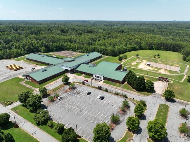 Huntsville Elementary School is within the Rockingham County school system.