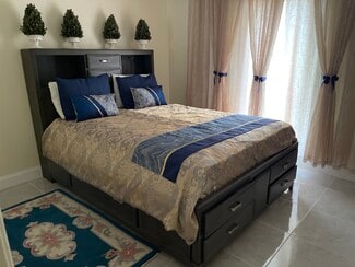 12840 SW 11th Place, Davie, FL 33325