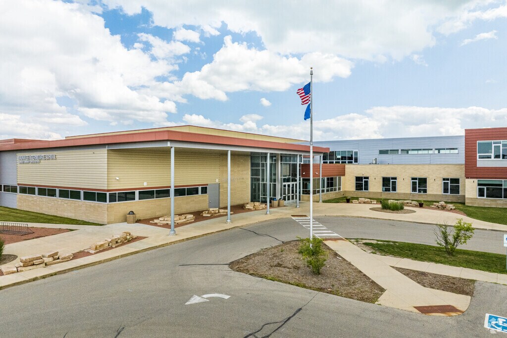 Wauankee Intermediate School offers summer school courses and many extracurriculars.