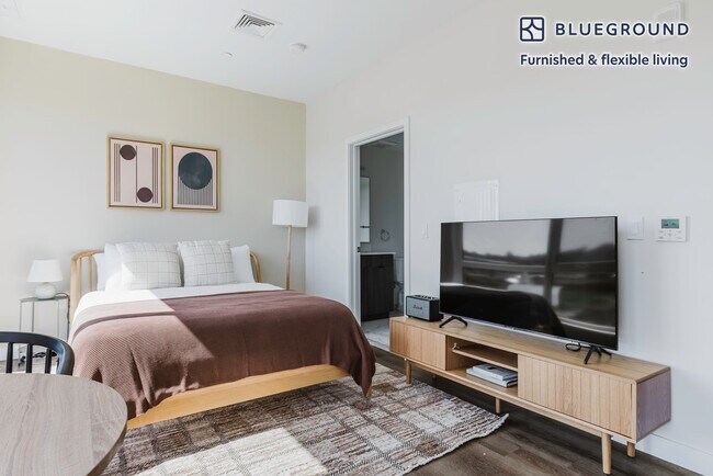 50 Salt St unit FL4-ID1092, Revere, MA 02151 - photo 7