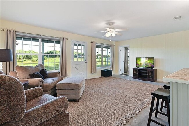 9776 Calhoun Rd, Bryan, TX 77808 - photo 3