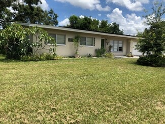 1716 Scott St, Clearwater, FL 33755