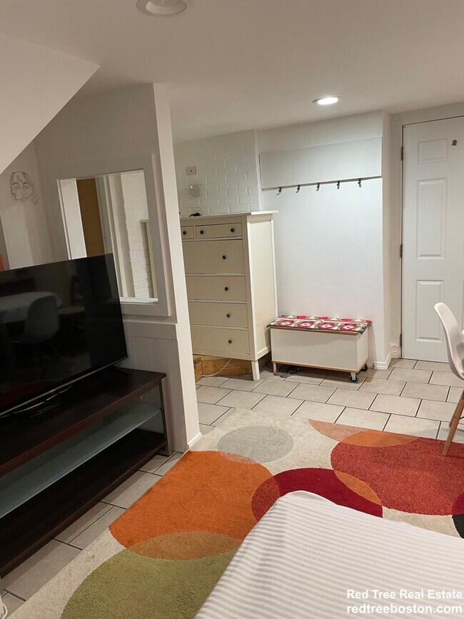 8 Fulkerson St, Cambridge, MA 02141 - photo 6