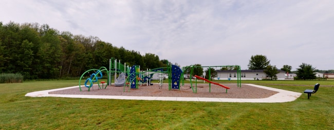 410 Deerfield Ln, Columbus, MI 48063 - photo 6