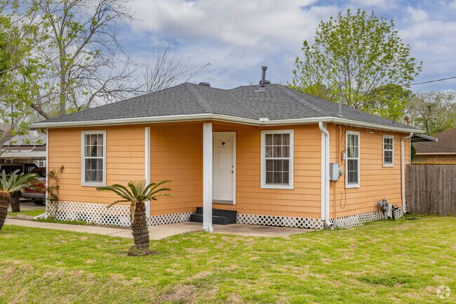 The Greater Hobby Area entices Houston homebuyers with attractive prices.