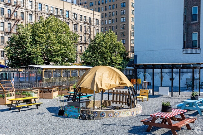 Frank McCourt High School - Garden