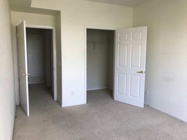 22920 E Roxbury Dr, Aurora, CO 80016 - photo 5