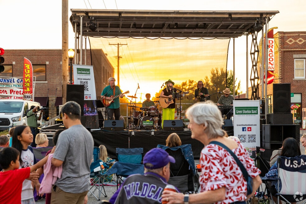 FINAL_Neighborhood_Downtown Overland Park_011024