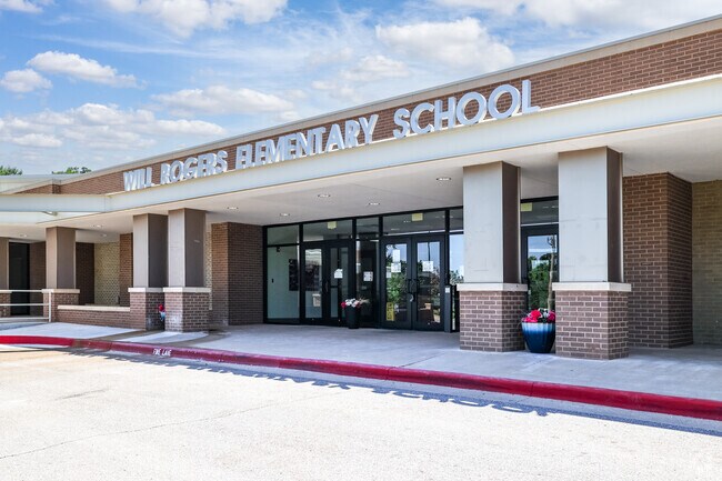 Will Rogers Elementary is a highly rated school in the Edmond Public School District.