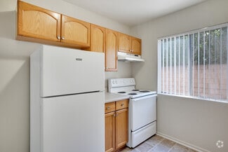 550 W Duarte Rd, Monrovia, CA 91016