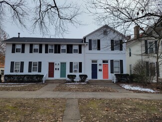 533 4th St Unit Upper, Marietta, OH 45750