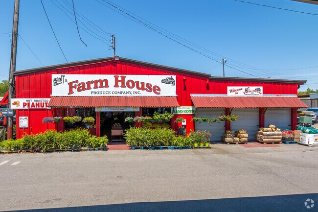 Check out the Alabama Farmers Market in East Thomas.