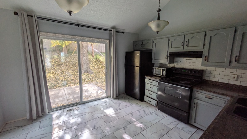 7209 W 56th Terrace, Overland Park, KS 66202 - photo 1