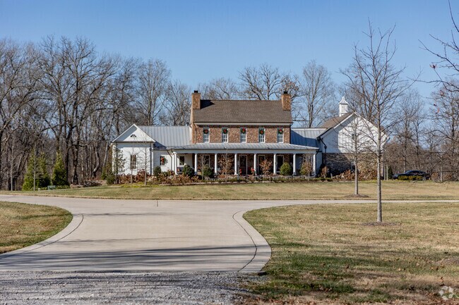 Colonial style architecture can be found in Leiper's Fork.