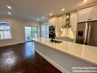 14 Porter St Unit 1, Boston, MA 02128