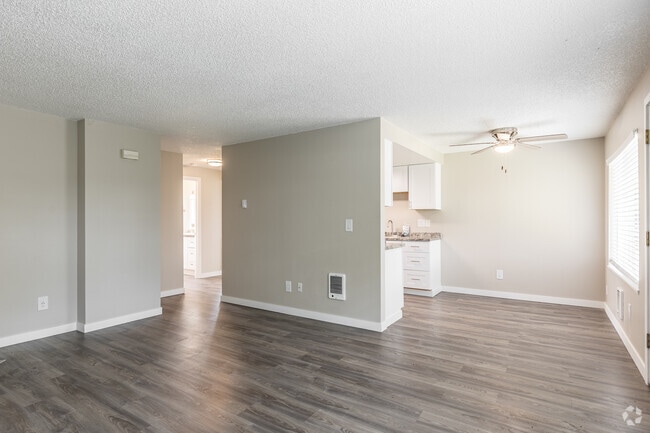 The Stonecreek Duplexes, Salem, OR 97305 - photo 3