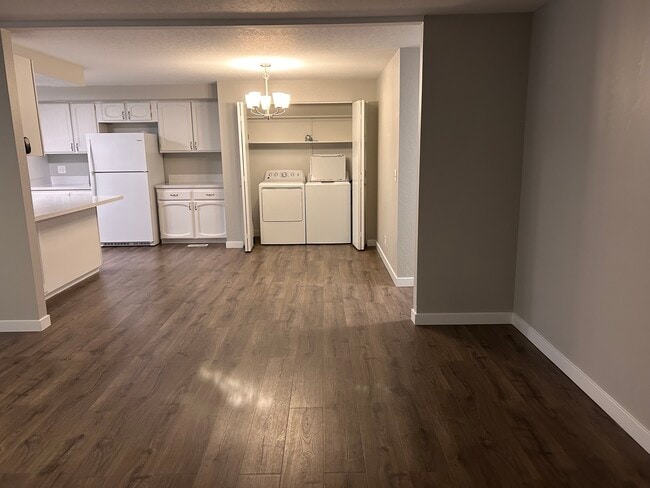 9205 W Albany Ave, Boise, ID 83704 - photo 2