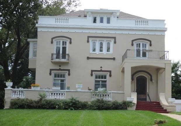 Clarisa Properties