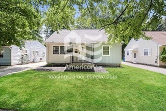 74 Charlotte St, Painesville, OH 44077