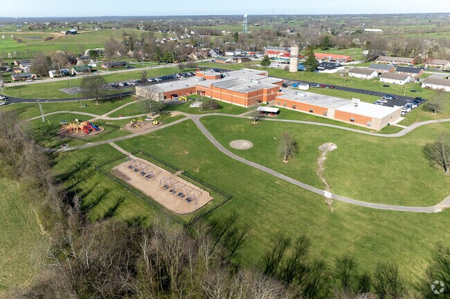 The student population of Stamping Ground Elementary School is 388 and the school serves K-5.