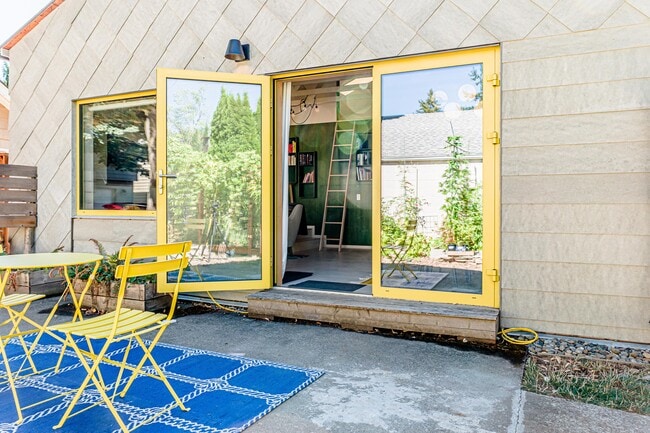 8020 N Hurst Ave unit B, Portland, OR 97203 - photo 4