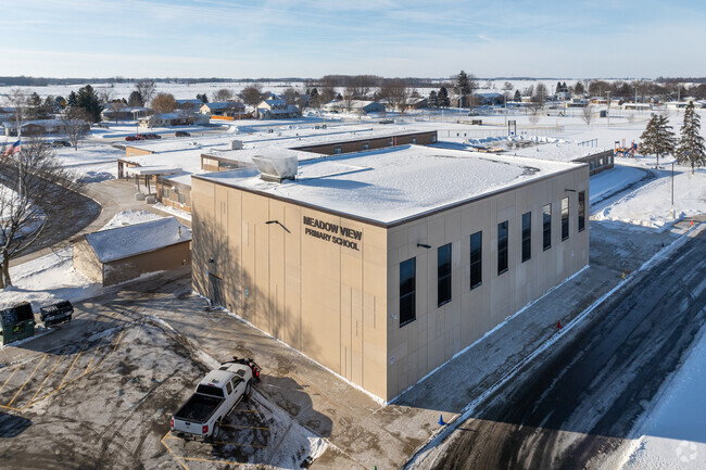 Meadow View Primary School specializes in early learning for K4, Kindergarten, and 1st grade.