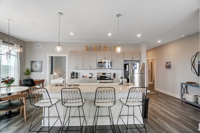 2875 Olentangy River Rd unit . 509, Columbus, OH 43202 - photo 4