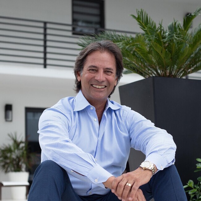 Armando Romero Real Estate Agent in North Miami, FL